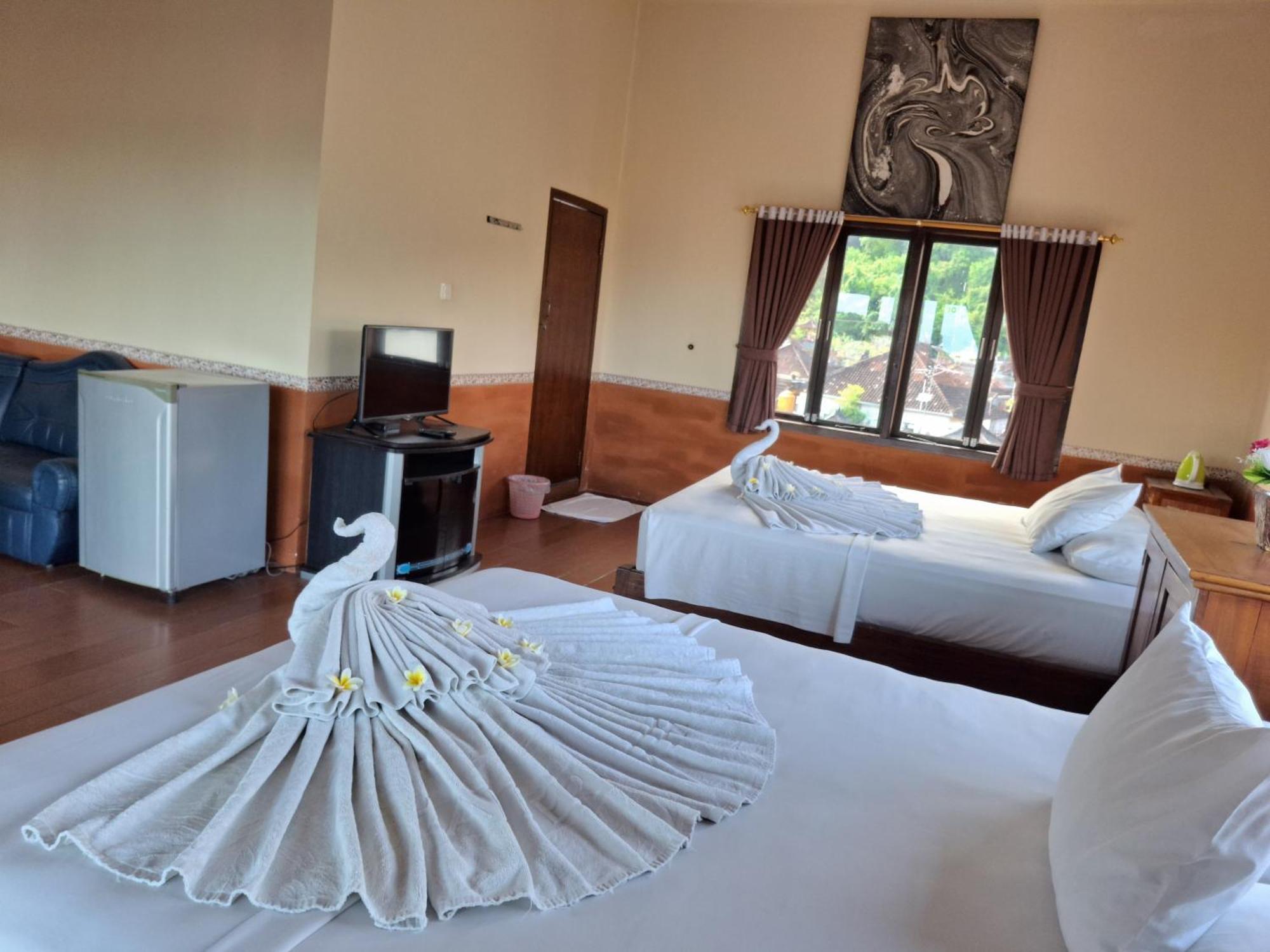 Dharma Homestay Падангбай Екстериор снимка